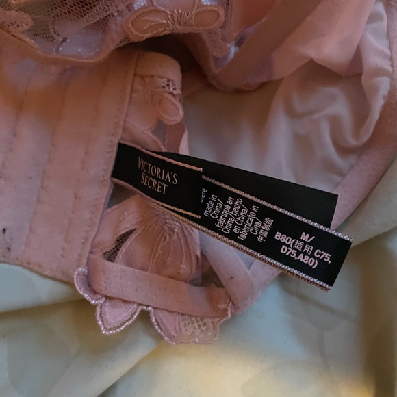 Victoria Secret Bralette - Picture 4 of 4